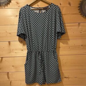 Jessica Howard Romper, size Small